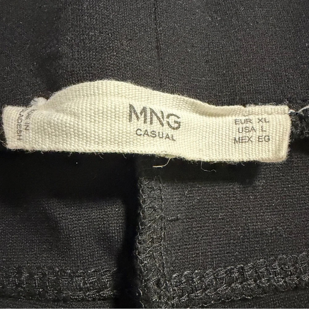 Mango official biker